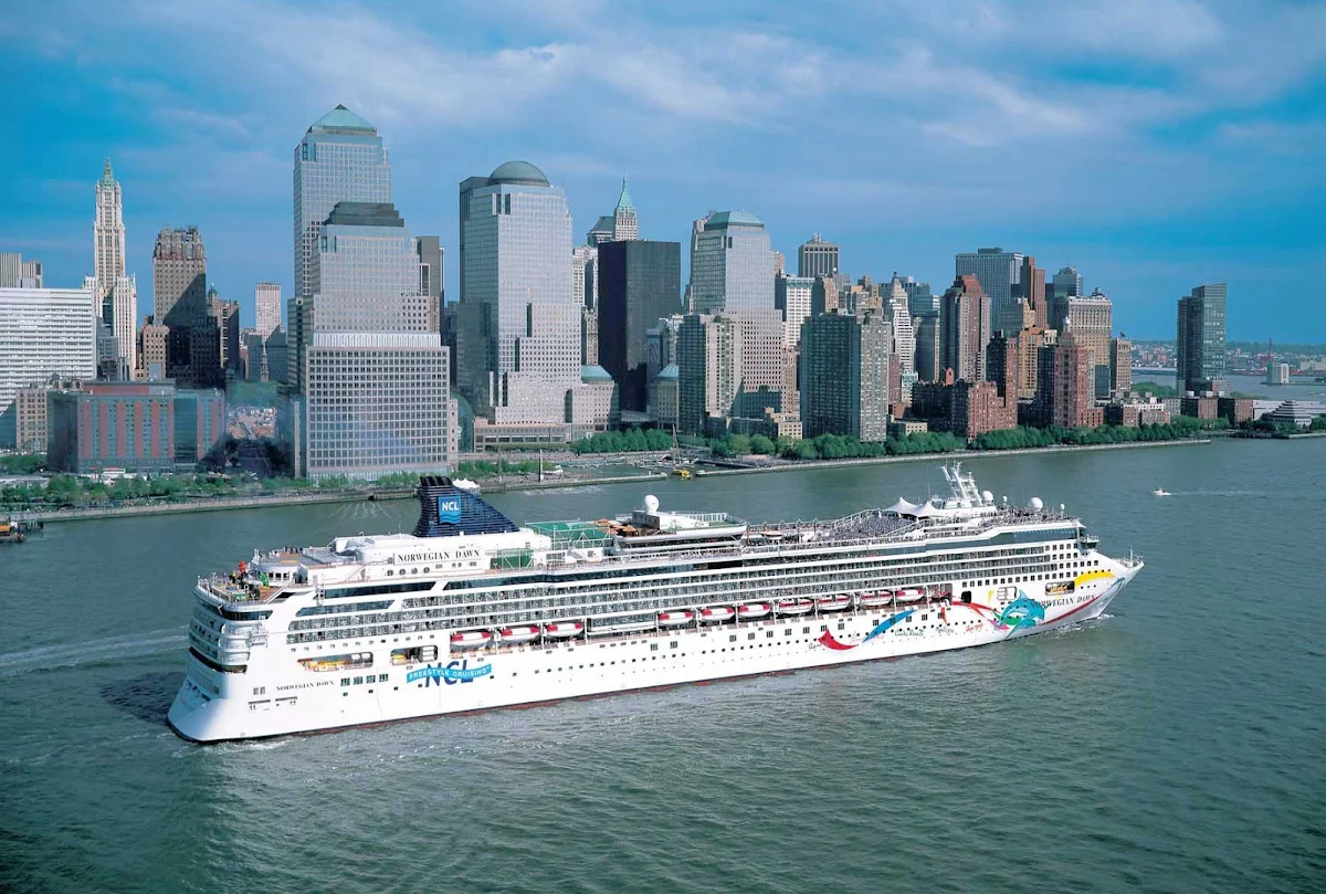 Norwegian-Dawn-Aerial-Manhattan - Take Norwegian Dawn's New York cruise and marvel at Manhattan's iconic skyscrapers.