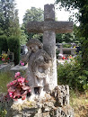 Cmentarz Borek Falecki Smutny Chlopiec