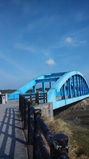 藍天橋