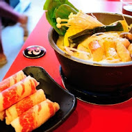 老先覺麻辣窯燒火鍋(台中忠勇店)