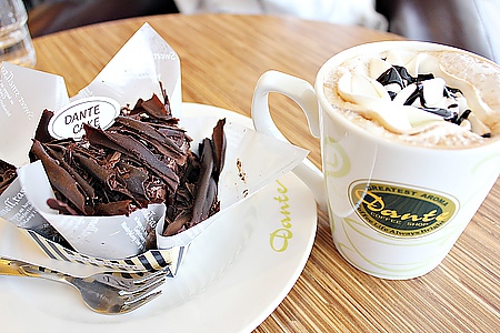 【丹堤咖啡】空間寬敞龜山萬壽店