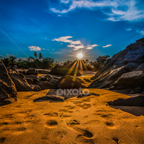 Pandan Beach Re-touch by Lincoln S.L. - Landscapes Beaches