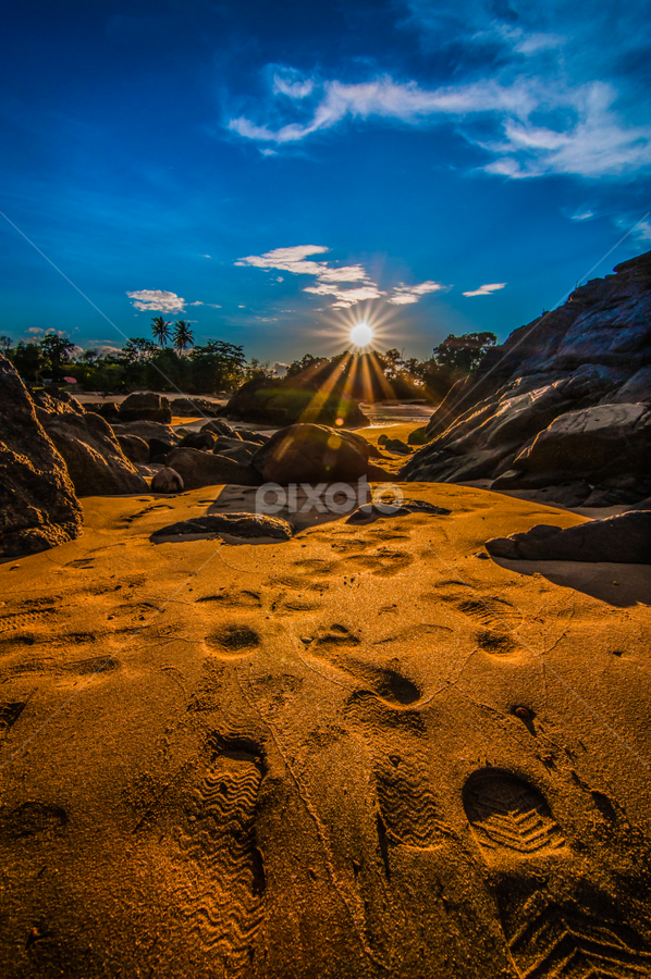 Pandan Beach Re-touch by Lincoln S.L. - Landscapes Beaches