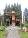 Památník před školou Olešnice
