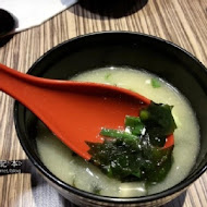 百八魚場 - 平價生魚片丼飯定食