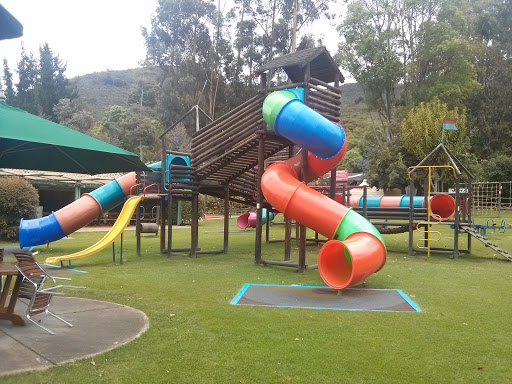 Parque De Juegos Infantiles El Corral Campestre