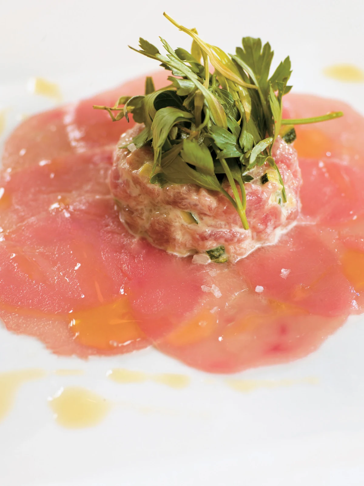 LEtoile_Paul_Gauguin_2 - After a day of authentic experiences, you'll be rewarded with a world-class meal aboard the Paul Gauguin.