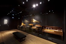 Zaal HG-0.8 souterrain oost: Special Collections: Muziekinstrumenten