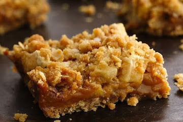 Caramel Apple Bars
