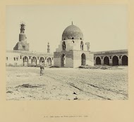 Gezicht op de Ibn Toeloenmoskee, Caïro