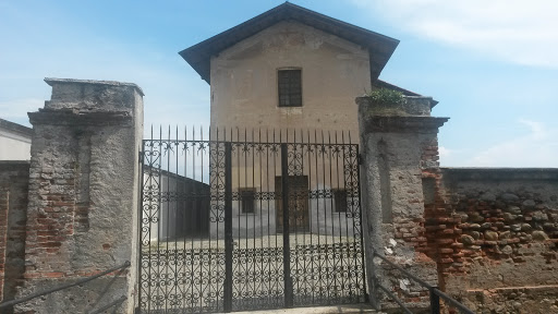 Cimitero Di Oglianico