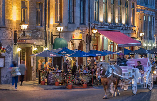 A carriage ride in the evening in Montreal.