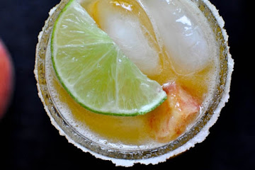 Juicy Peach Margaritas