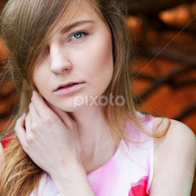 REDs by Ivan Mankevich - People Portraits of Women