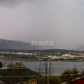 Lightning in Tromsø by Jan kåre Paulsen - Landscapes Weather