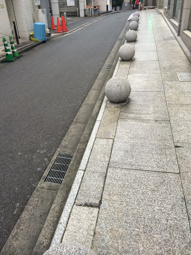 Portal - 連なる球体