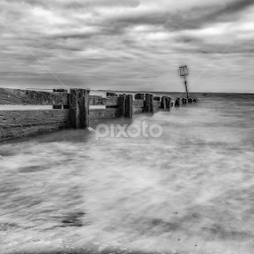 Smoke On The Water by Simon Trott - Landscapes Beaches