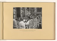 Het practische werk werd grotendeels in de commissie-vergaderingen afgedaan. De Centrale Commissie aan het werk in de Trèveszaal