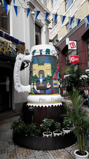 Large Beer Statue