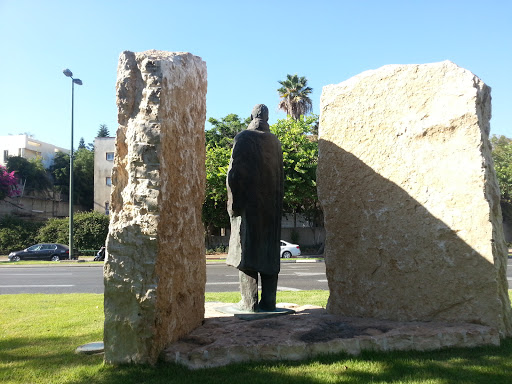 Wallenberg Statue