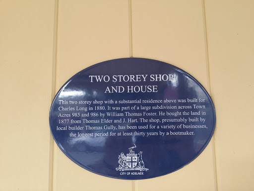 Melbourne St Historic Shop Plaque