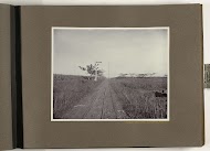 Uitrijbaan leege lorries met centraal wisselhuis