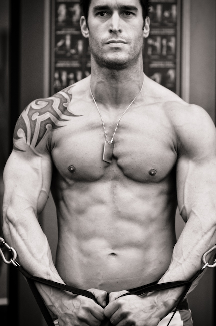 [Fitness-Male-Model-Patrick-Corriveau-12.jpg]