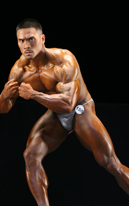 Sexy Male Bodybuilder On Stage Pictures Gallery 2