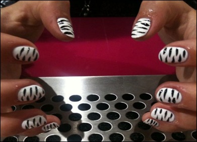 4 Modele De Unghii Facute Cu Scobitoarea Nail Art Tutorial