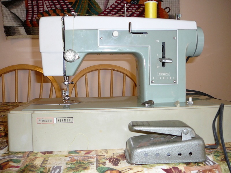 [kenmore-sewing-machine[5].jpg]