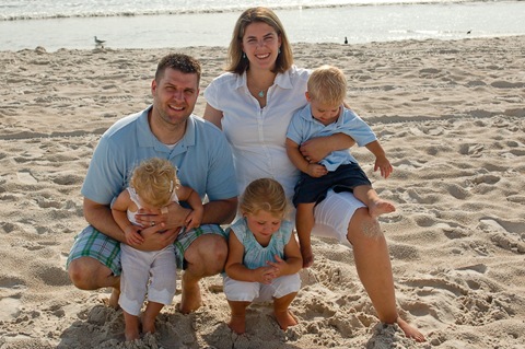 [2008-08-01 Family photo shoot 011[2].jpg]