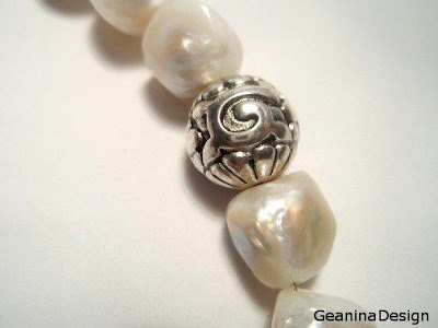 Colier din perle albe Biwa cu incheietoare din argint.