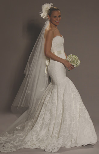 L192 ; Romona Keveza Elegant Bridal Gown Design