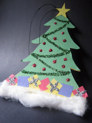 Construction Paper Christmas Tree Decoration