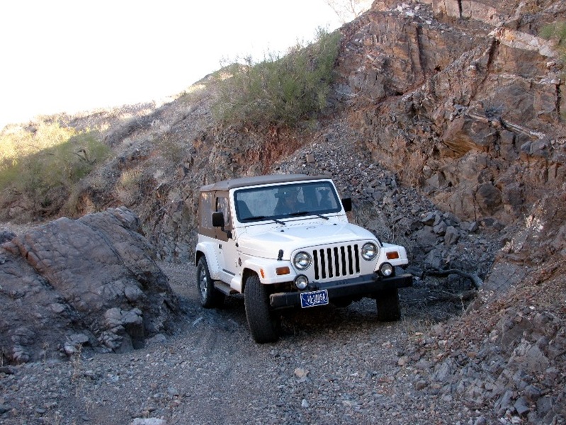 [Jeeping[2].jpg]