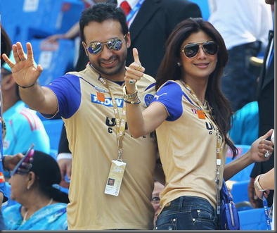 2Bollywood Stars @ IPL 2010 Exclusive Photo Gallery