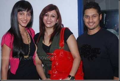 The film's director Soham Shah and his wife Binal with Shruti