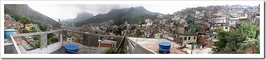 800px-Es2006_faveladarocinha
