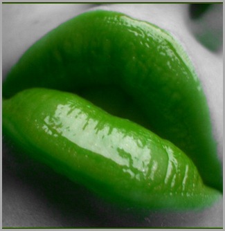 Green_Lips_by_deathnote1010