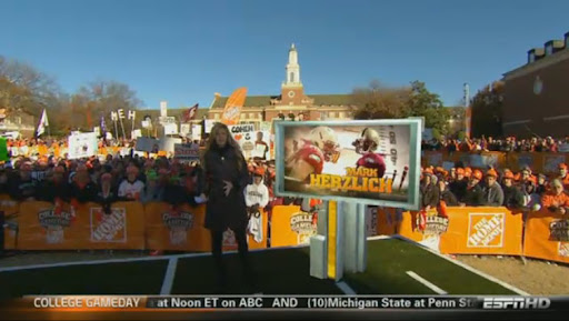 WSU Gameday Flag-Spotting, Thanksgiving Weekend Edition