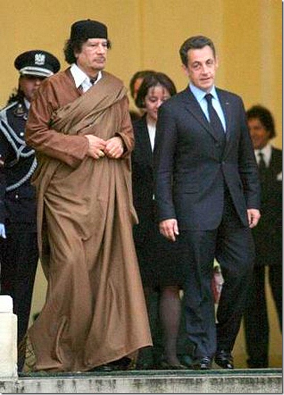Gadafi y Sarkozy EFE