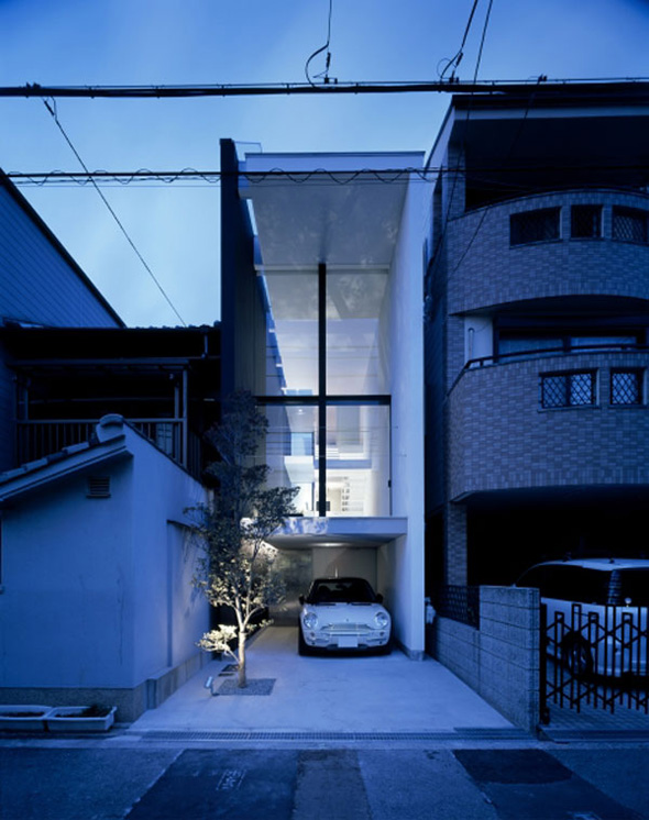 Modern Tall and Narrow Japan Home Architecture Design Model