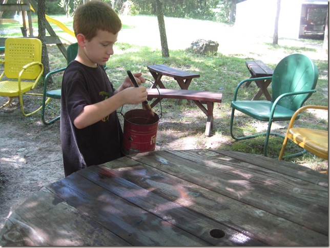 Dakota staining picnic table