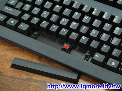 Cherry G80-3494 LYCUS-2 黑色赤軸(紅軸)機械式鍵盤評測 - 老貓測3C