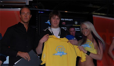 HeatoN來台系列文章(02)- 電競大帝HeatoN即將來台 - 老貓測3C HeatoN來台系列文章(02)- 電競大帝HeatoN即將來台 - 老貓測3C