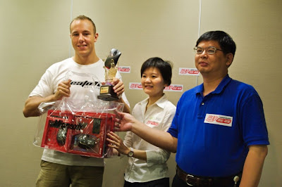 HeatoN來台系列文章(07)- Taipei day 3 : 參訪Microsoft與記者會！ - 老貓測3C