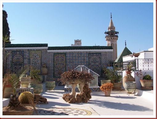 173 -  Túnez, la medina.Vista del minarete de la Mezquita Hammouda Pachá desde la azotea de la Casa Ed Dar.