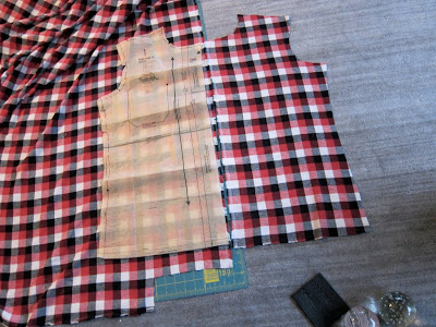 male pattern boldness: ...and awaaay we go! The men's flannel shirt project