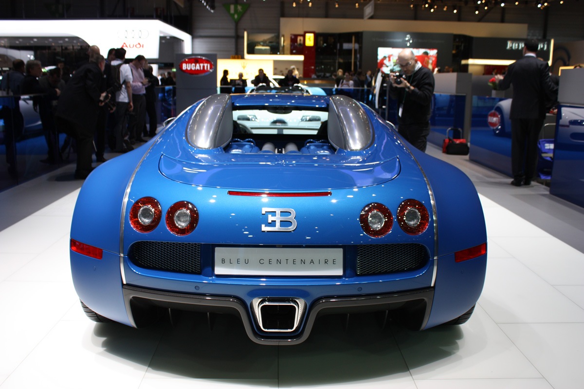 [Bugatti_Veyron_Centenaire-3[2].jpg]