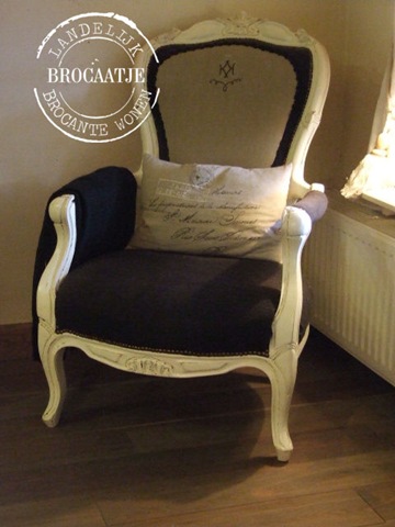 [woonkamer november 2010 006[3].jpg]